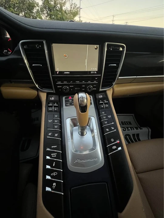 2015 Porsche 970 Panamera S - Image 11 of 20