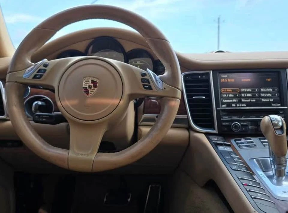 2015 Porsche 970 Panamera S - Image 13 of 14