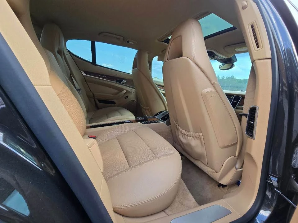 2015 Porsche 970 Panamera S - Image 7 of 10