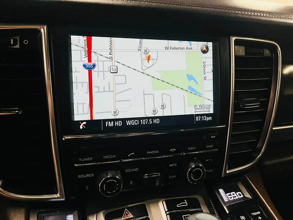 2015 Porsche 970 Panamera S - Image 16 of 20
