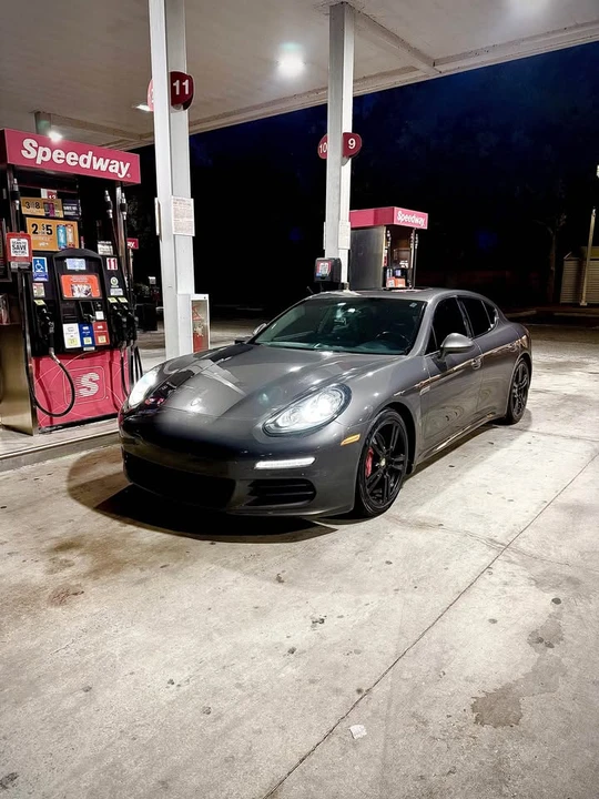 2015 Porsche 970 Panamera S - Image 17 of 19