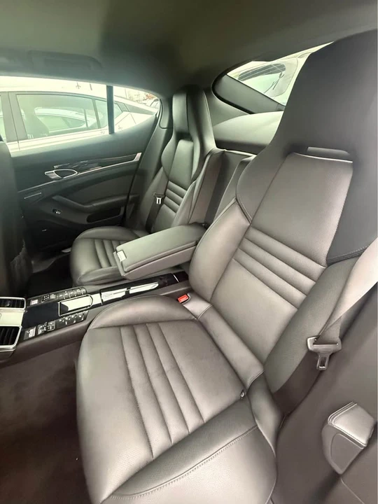 2015 Porsche 970 Panamera S - Image 5 of 8