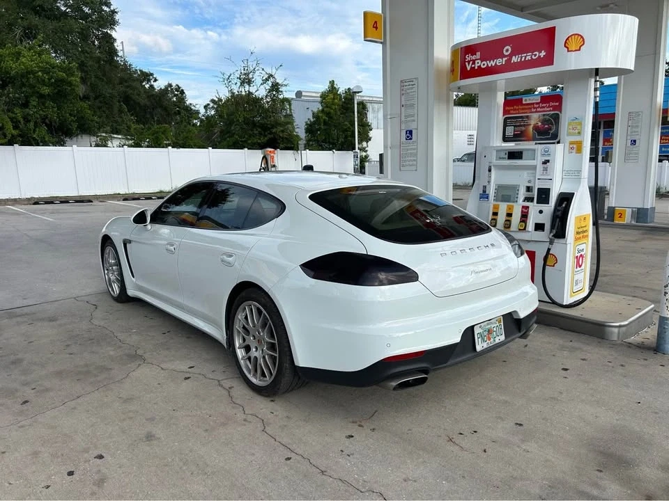 2015 Porsche 970 Panamera - Image 4 of 7