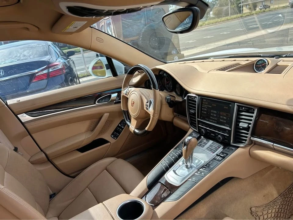2015 Porsche 970 Panamera - Image 6 of 7