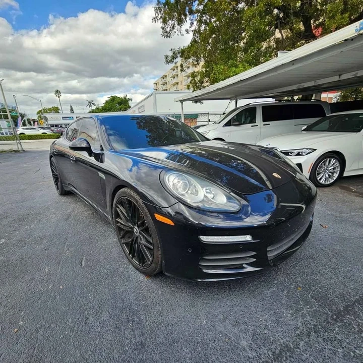 2015 Porsche 970 Panamera - Image 2 of 6