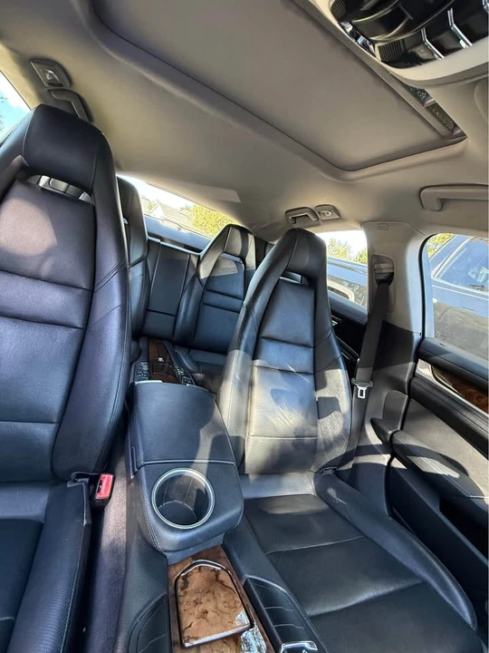 2015 Porsche 970 Panamera - Image 7 of 10