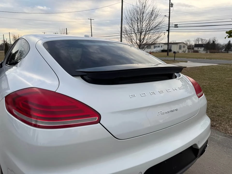 2015 Porsche 970 Panamera - Image 13 of 15