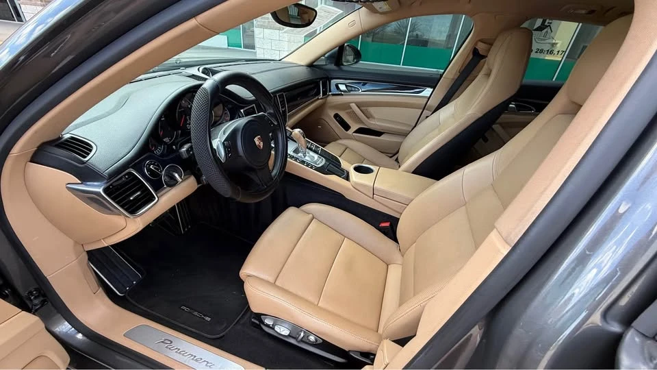 2015 Porsche 970 Panamera - Image 9 of 19