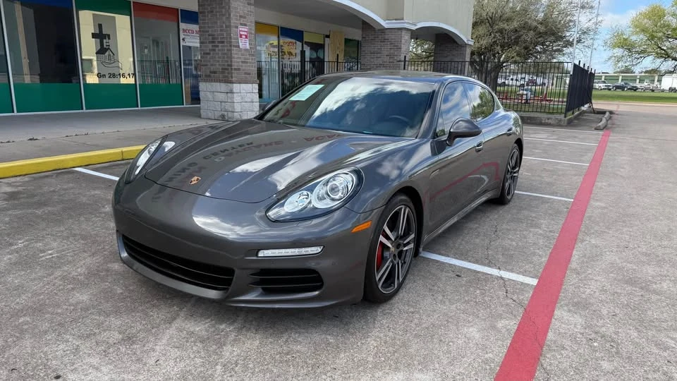 2015 Porsche 970 Panamera - Image 6 of 19