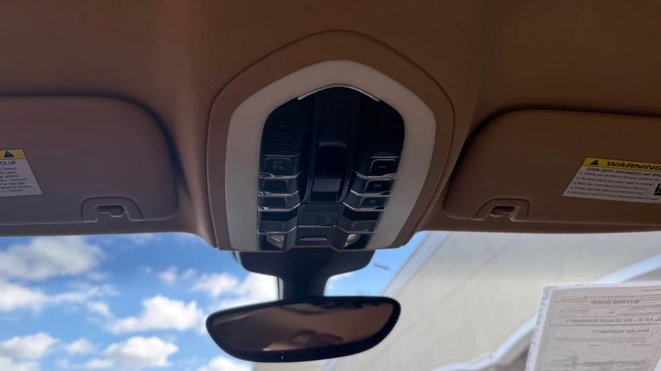 2015 Porsche 970 Panamera - Image 16 of 19