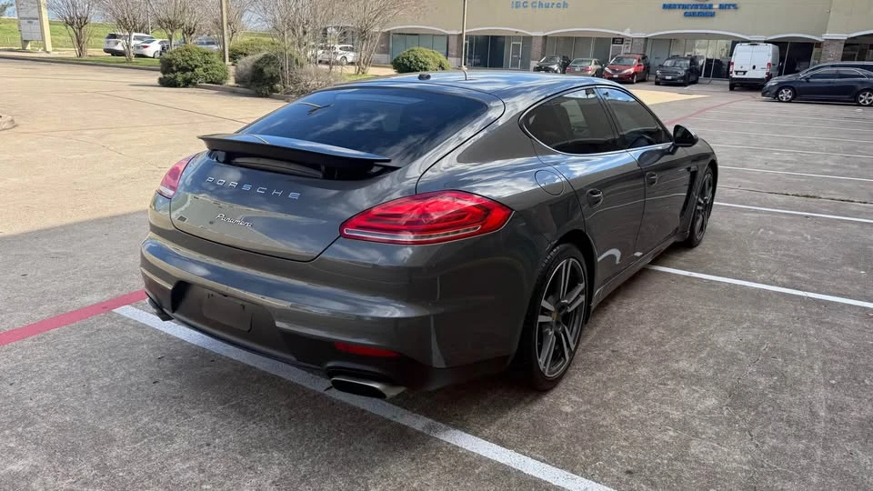 2015 Porsche 970 Panamera - Image 3 of 19