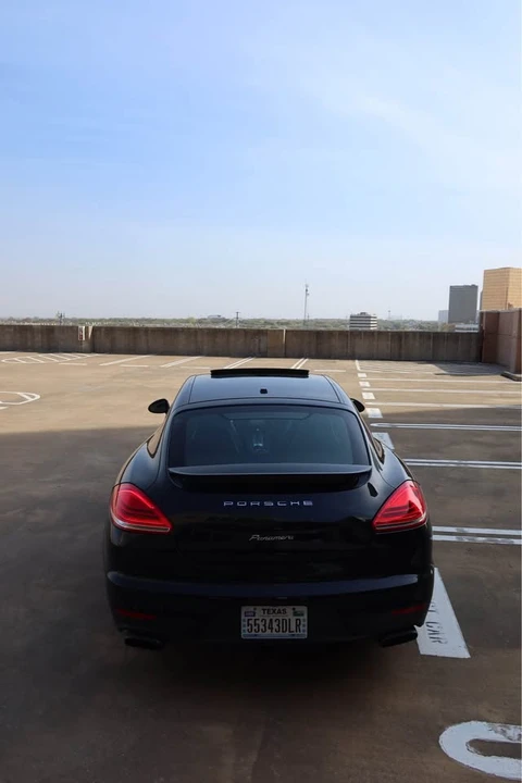 2015 Porsche 970 Panamera - Image 9 of 12