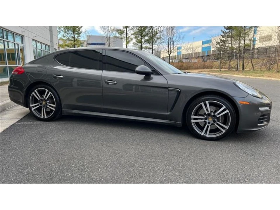 2015 Porsche 970 Panamera - Image 7 of 20