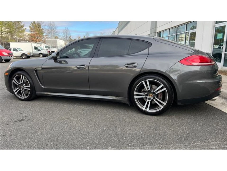 2015 Porsche 970 Panamera - Image 15 of 20