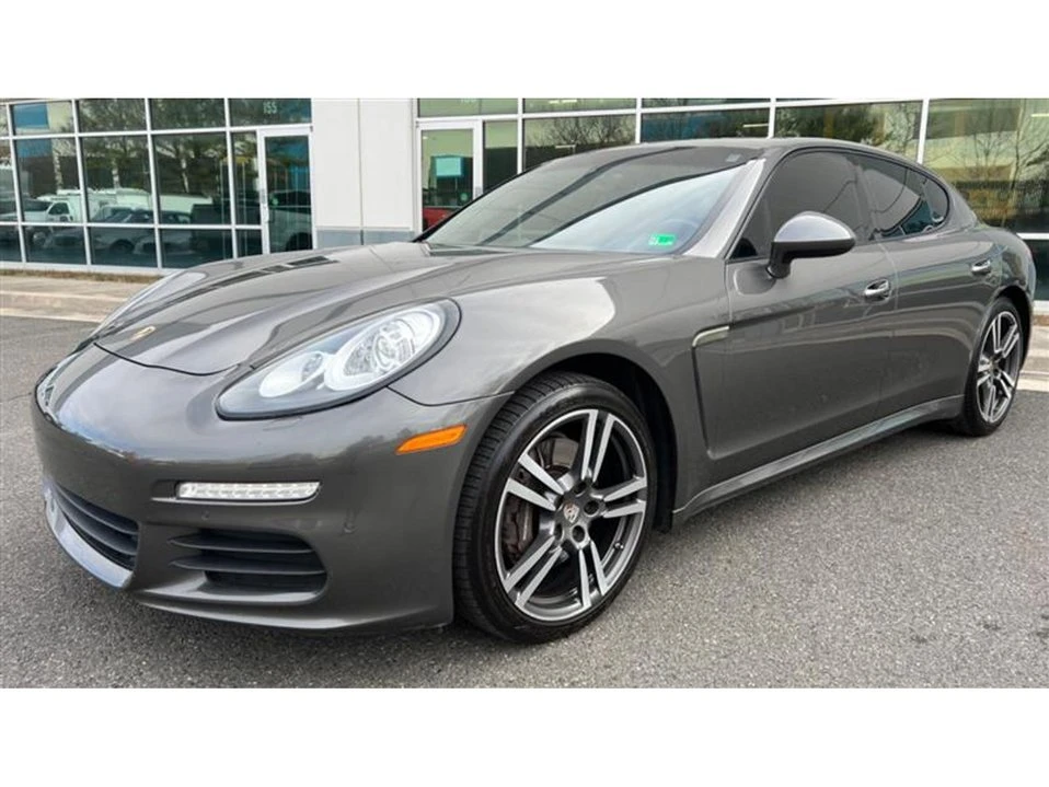 2015 Porsche 970 Panamera - Image 18 of 20