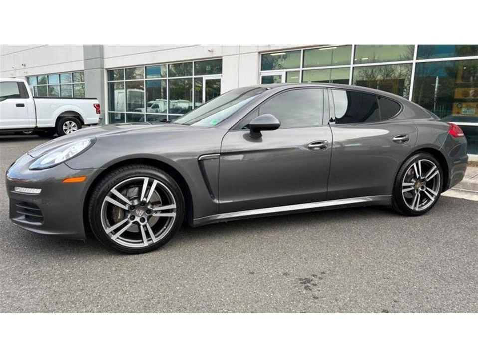 2015 Porsche 970 Panamera - Image 17 of 20