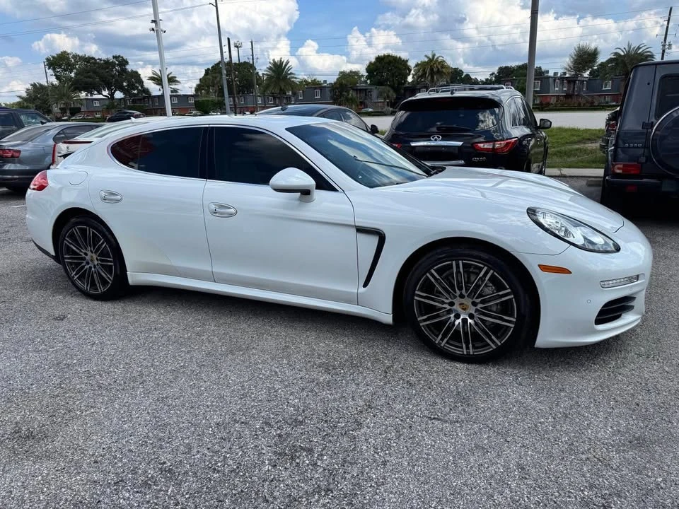 2015 Porsche 970 Panamera - Image 7 of 20