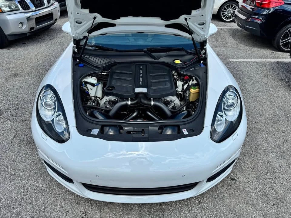 2015 Porsche 970 Panamera - Image 10 of 20