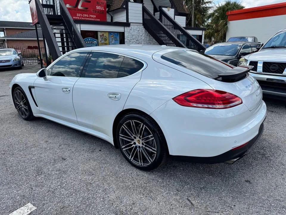 2015 Porsche 970 Panamera - Image 3 of 20