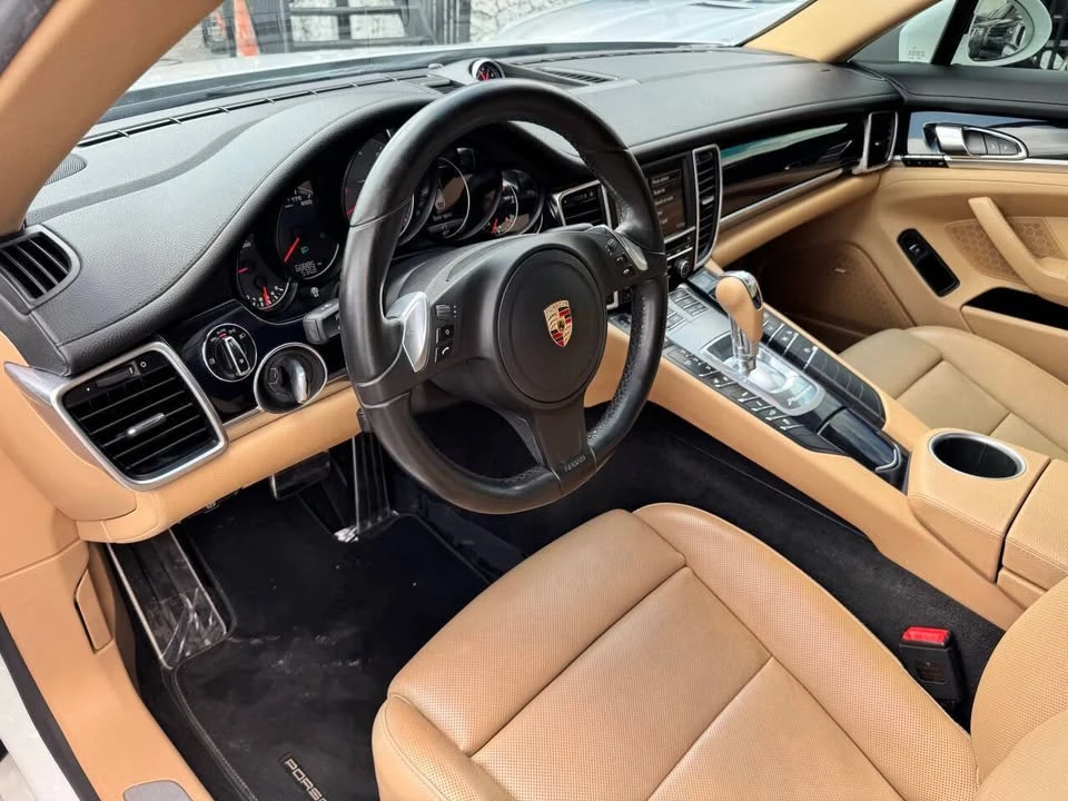 2015 Porsche 970 Panamera - Image 12 of 20