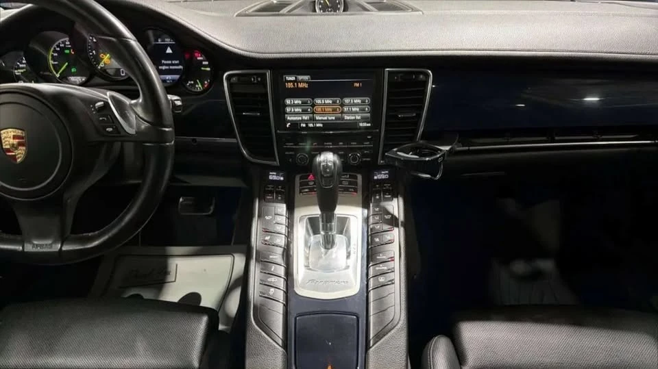2015 Porsche 970 Panamera S - Image 10 of 20