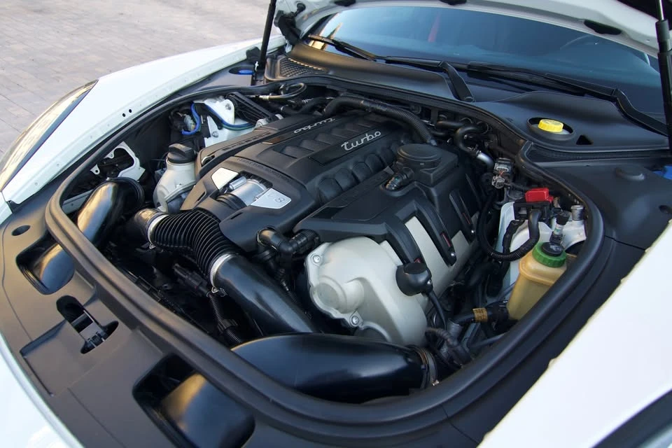 2015 Porsche 970 Panamera Turbo - Image 9 of 15