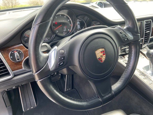 2015 Porsche 970 Panamera Turbo - Image 9 of 12