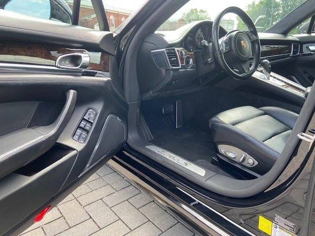 2015 Porsche 970 Panamera Turbo - Image 10 of 12