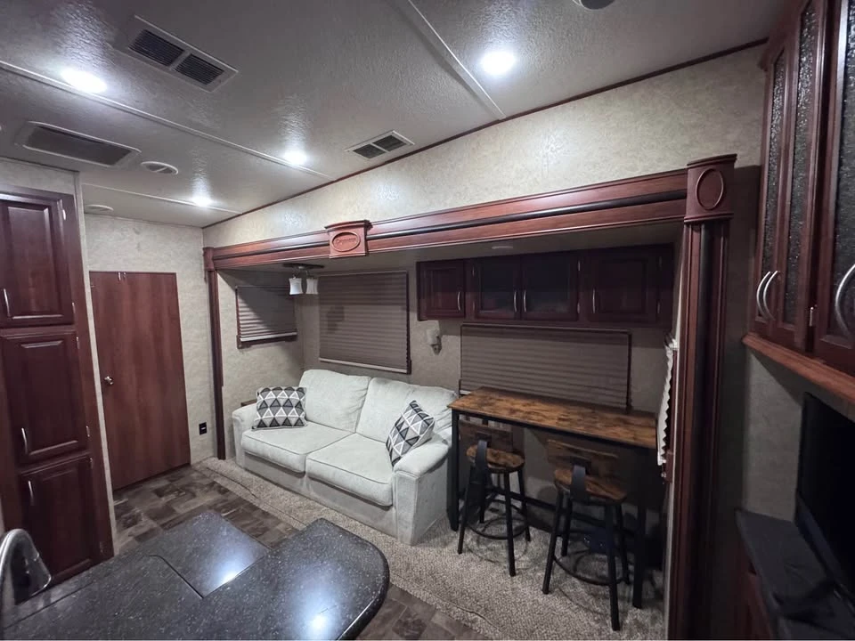 2015 Forest River - Image 7 of 20