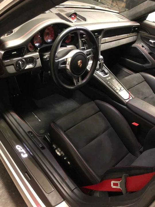 2015 Porsche 991 GT3 - Image 19 of 23