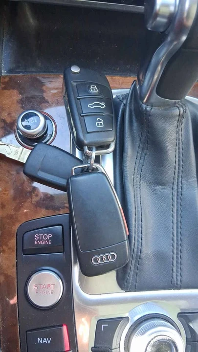 2015 Audi 4L Q7 - Image 5 of 10