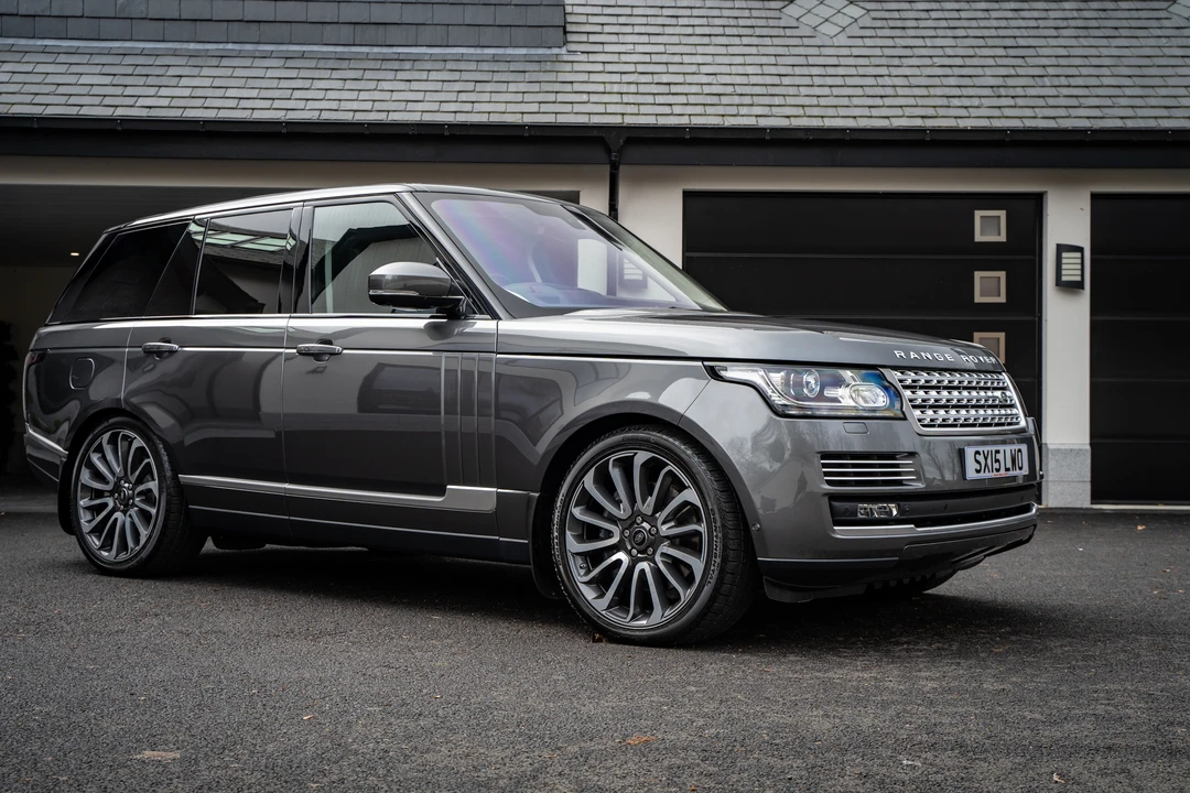 2015 Land Rover Range Rover L322 - Image 10 of 31