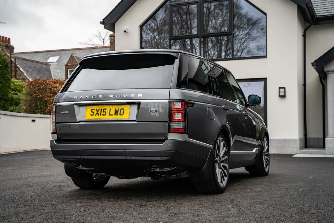 2015 Land Rover Range Rover L322 - Image 8 of 31