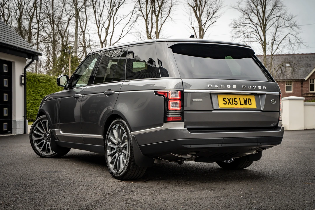 2015 Land Rover Range Rover L322 - Image 13 of 31