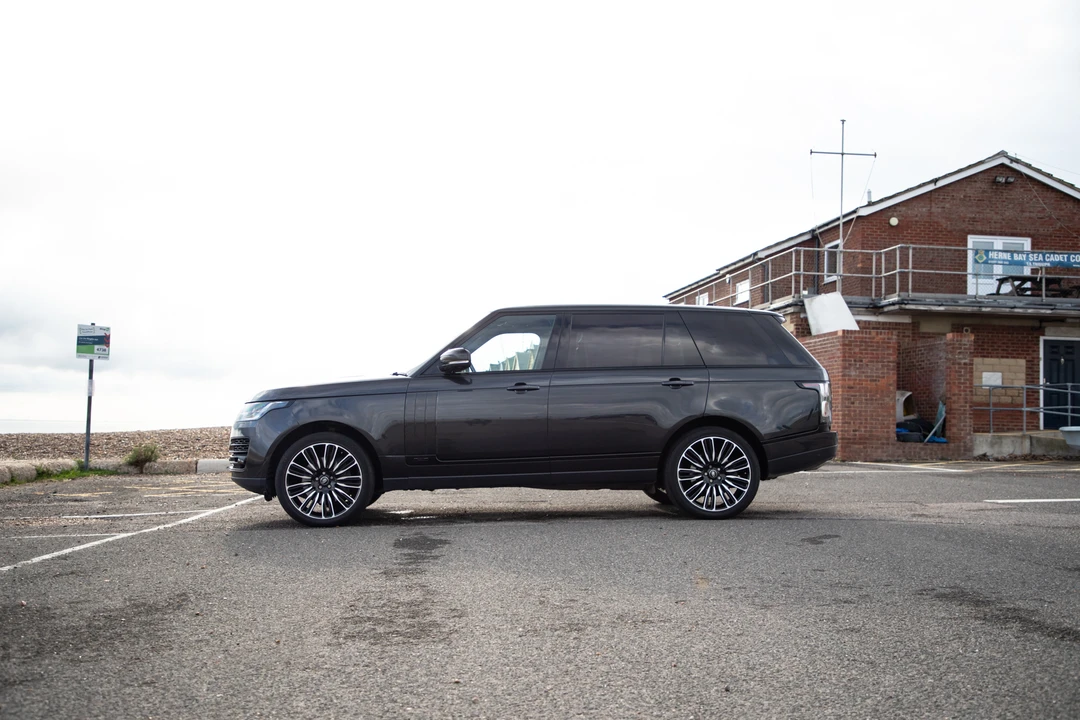 2015 Land Rover Range Rover L322 - Image 5 of 31