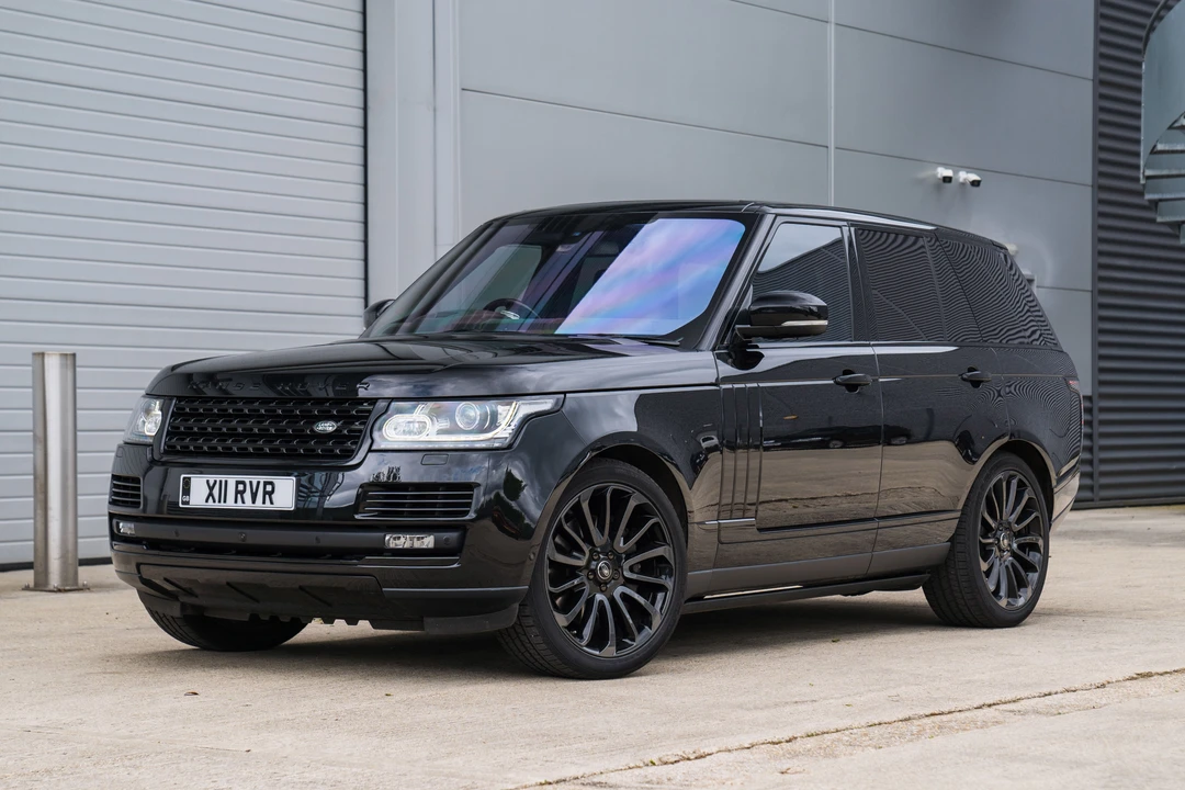 2015 Land Rover Range Rover L405 - Image 2 of 31