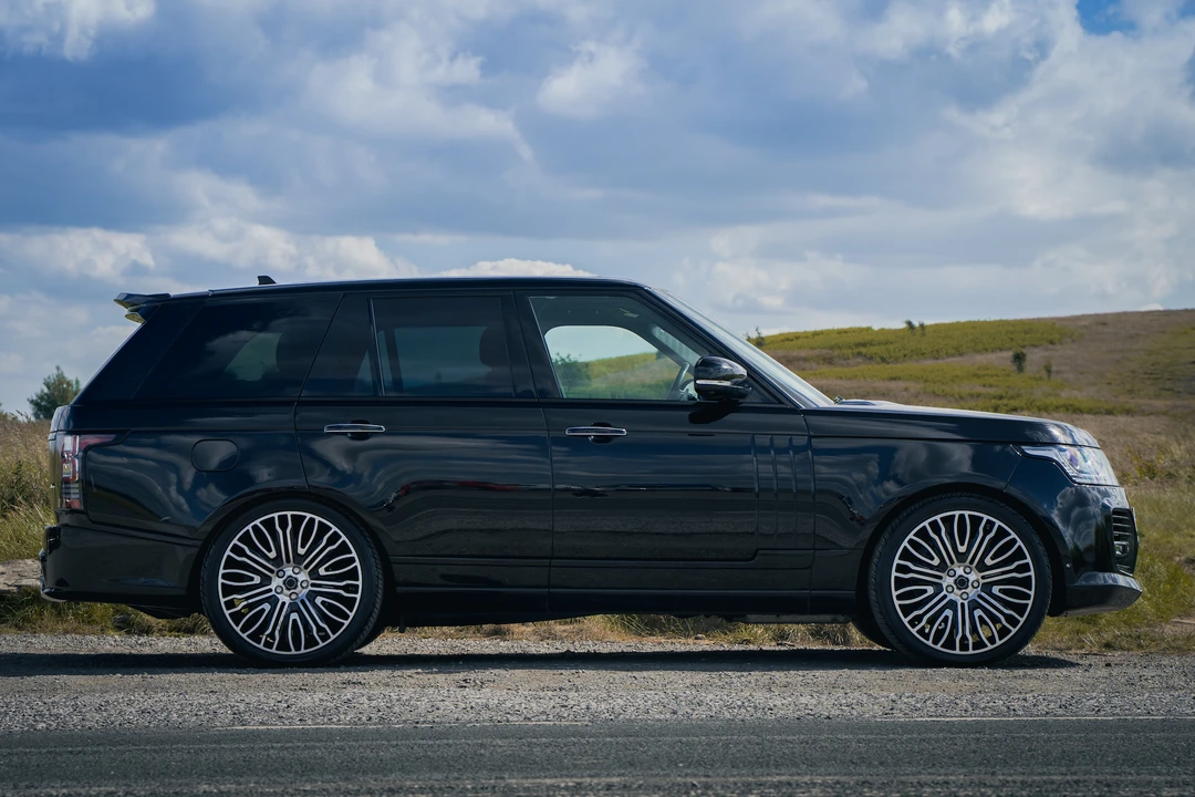 2015 Land Rover Range Rover L405 - Image 9 of 31