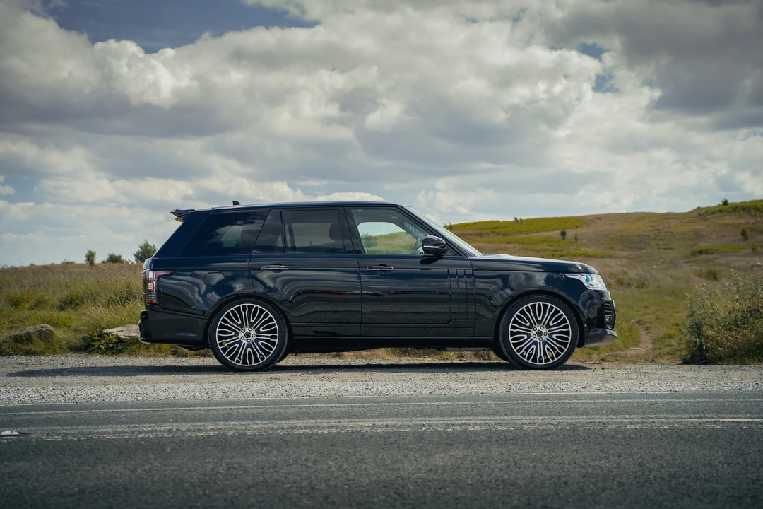 2015 Land Rover Range Rover L405 - Image 17 of 31