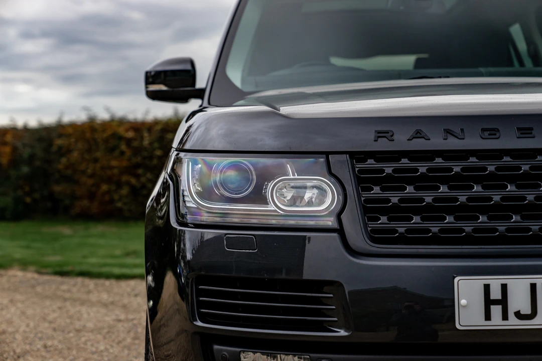 2015 Land Rover Range Rover L405 - Image 18 of 31