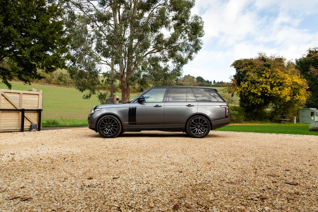 2015 Land Rover Range Rover L322 - Image 9 of 31