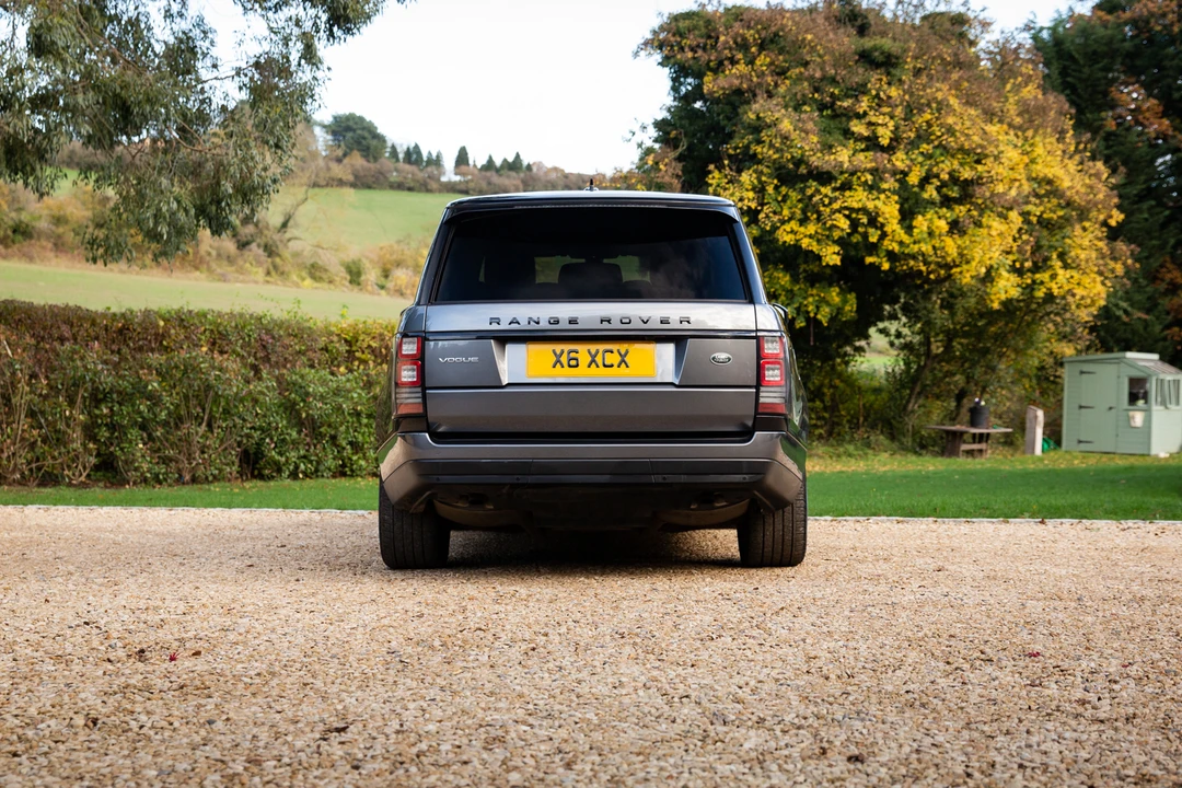 2015 Land Rover Range Rover L322 - Image 10 of 31