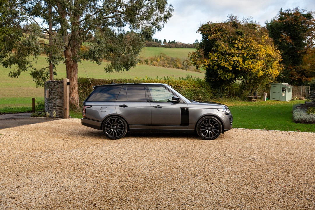 2015 Land Rover Range Rover L322 - Image 13 of 31