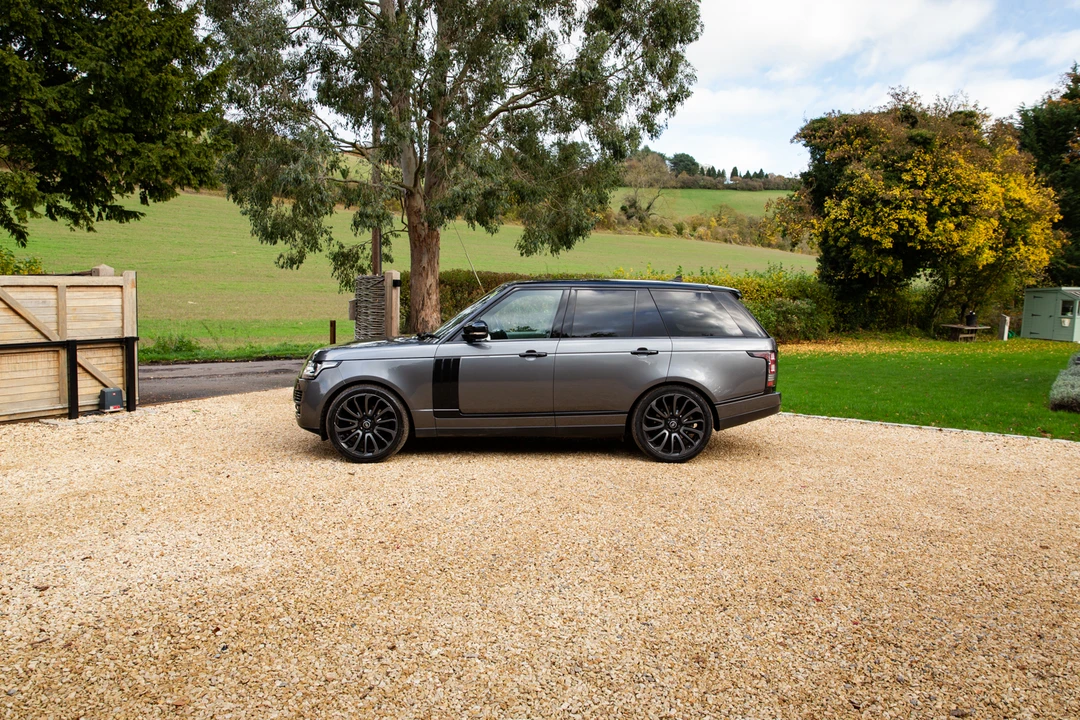 2015 Land Rover Range Rover L322 - Image 18 of 31