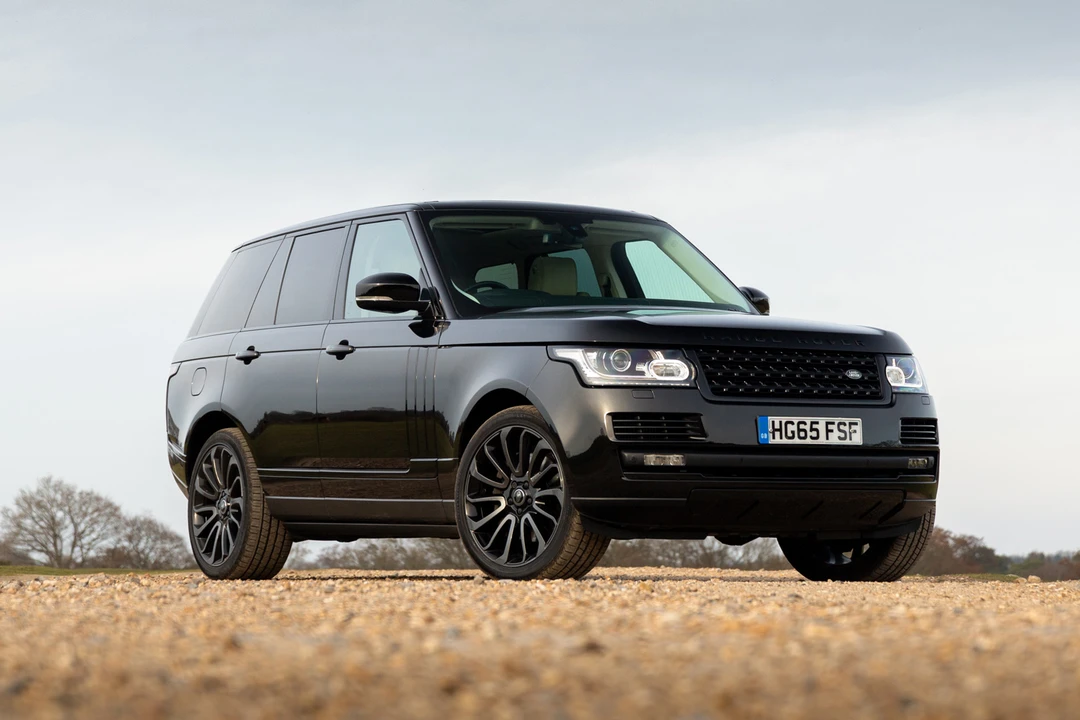 2015 Land Rover Range Rover L405 - Image 2 of 31