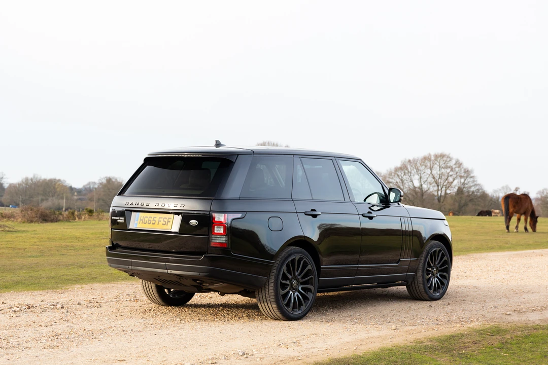 2015 Land Rover Range Rover L405 - Image 12 of 31