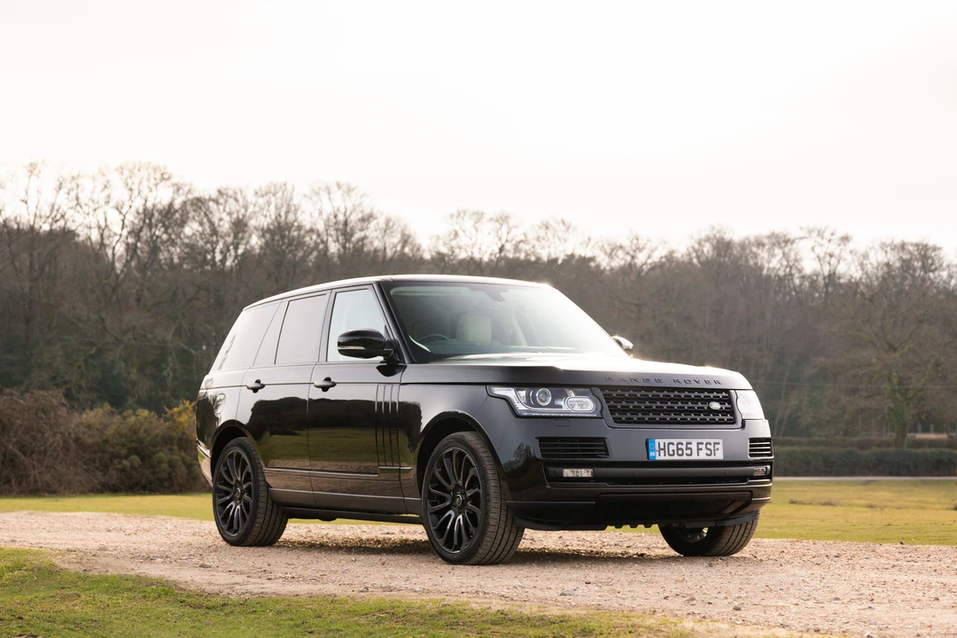 2015 Land Rover Range Rover L405 - Image 5 of 31