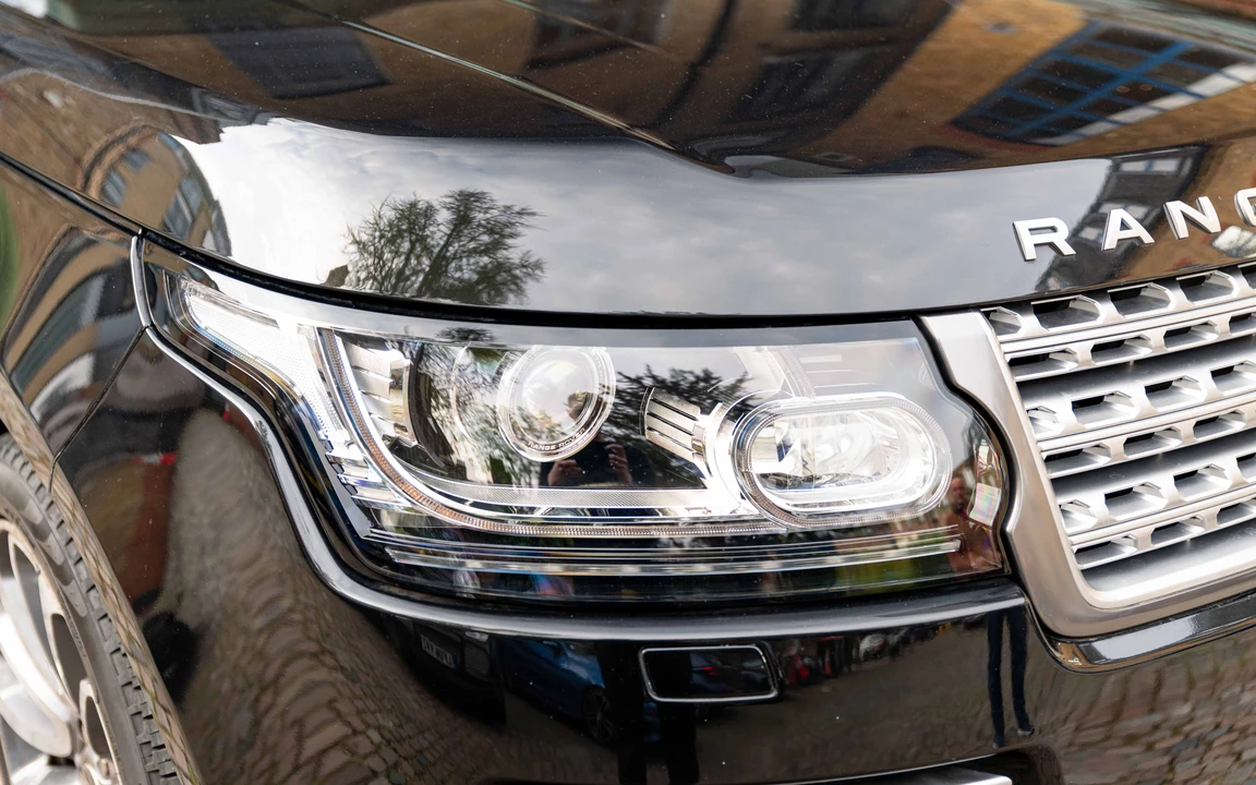 2015 Land Rover Range Rover L405 - Image 25 of 31