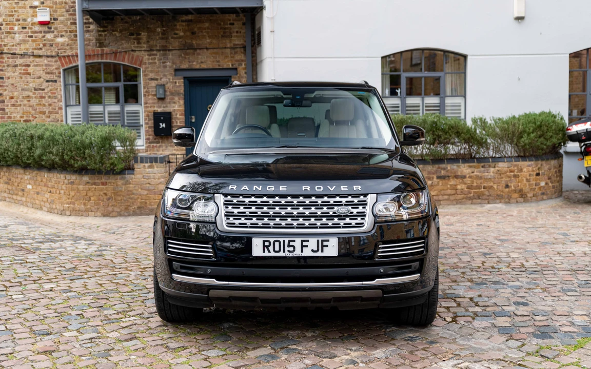2015 Land Rover Range Rover L405 - Image 4 of 31