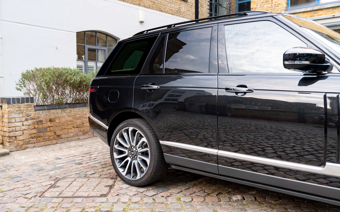2015 Land Rover Range Rover L405 - Image 22 of 31