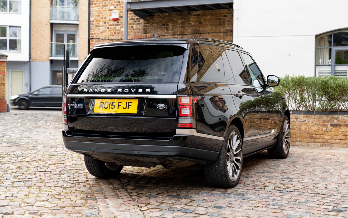 2015 Land Rover Range Rover L405 - Image 3 of 31